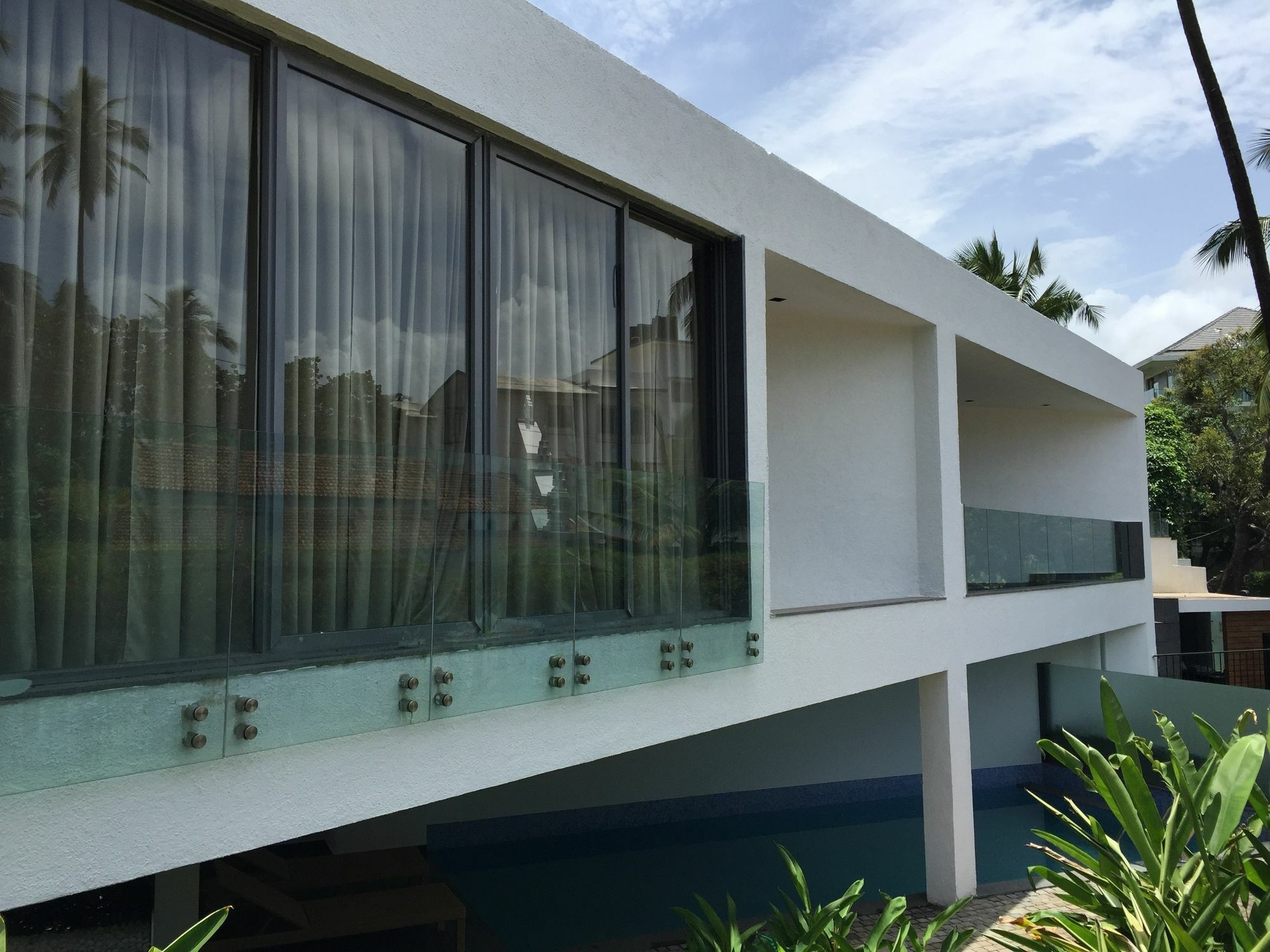 Calem Grove Hotel Candolim Exterior photo